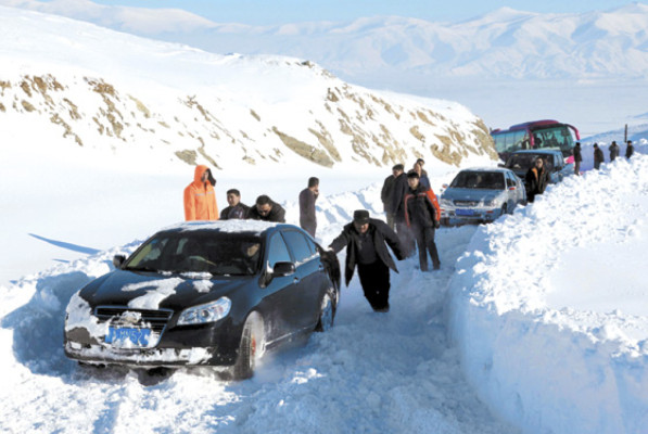 Se intensifica ola de frío en EUA y Europa