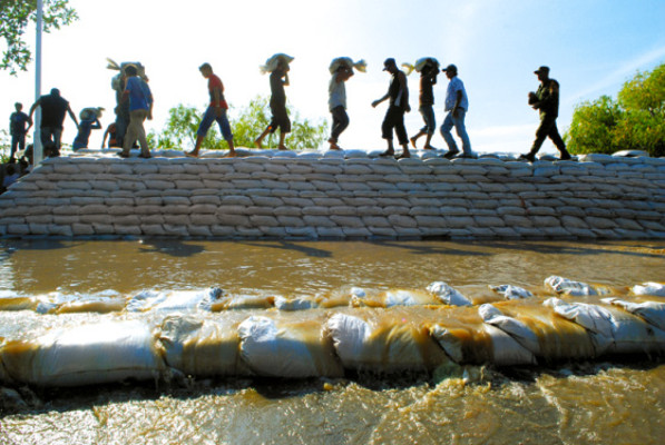 Huracán 'Frank' incrementa su potencia