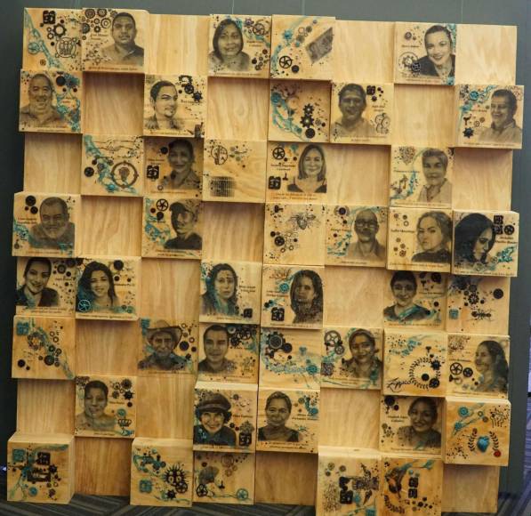 <b>Mural del emprendedor</b>Pamela Letona y Zippio Zúniga