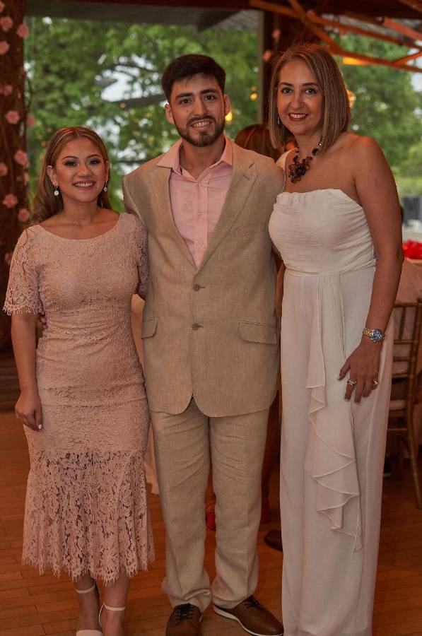 Isabella López, Manuel López y Koritza Álvarez