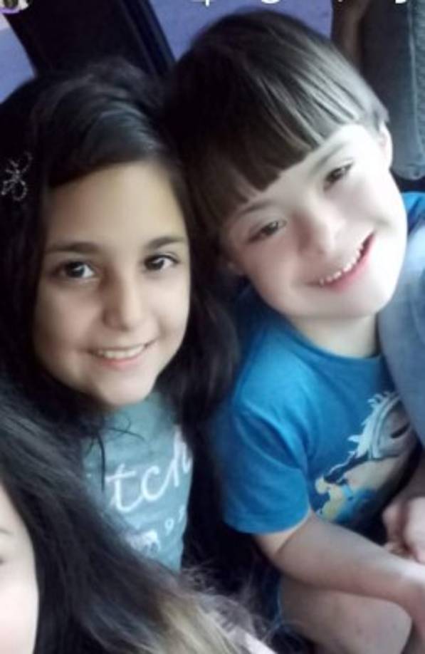 María Fernanda Sabillón quiere ser veterinaria cuando sea grande y el pequeño Jesús Enrique aún no dice que quiere ser cuando crezca.