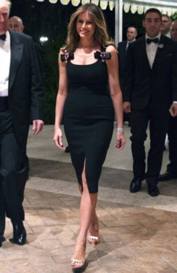 Ahora que tiene más tiempo libre tras dejar la presidencia en enero pasado, el magnate busca mejorar sus regalos para su esposa por los últimos 16 años.