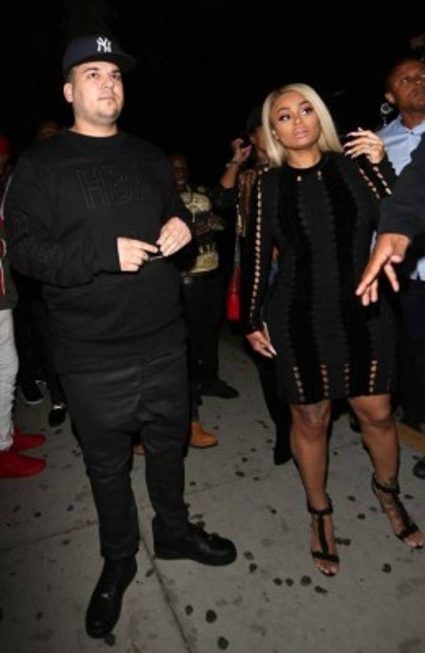 Rob y Blac Chyna estarían recibiendo estos días ofertas de hasta 500.000 dólares para cada uno por poder retransmitir sus nupcias.