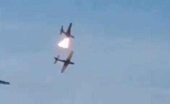 Chocan dos aviones de la Fuerza Aérea colombiana y muere piloto