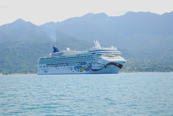 Más de 100,000 cruceristas disfrutarán de Honduras