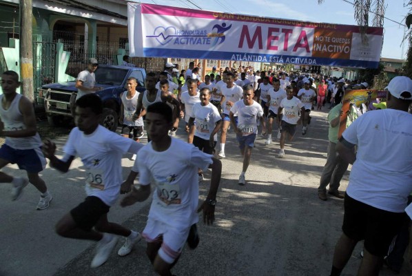 Hondureños se activaron con jornada deportiva