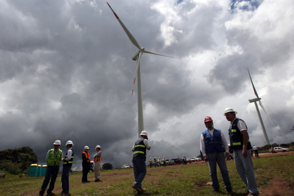 A revisión incentivos fiscales de las generadoras renovables