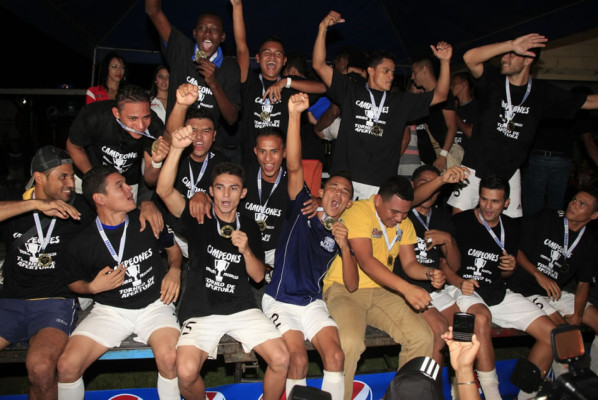 Wilmer Cruz: 'Ahora vamos por el bicampeonato”