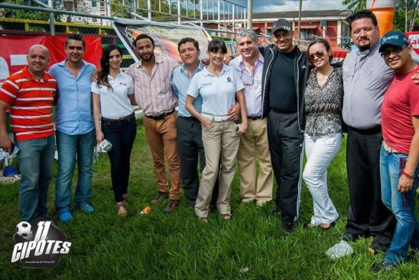 El fútbol juega en película hondureña '11 Cipotes' pobres con deseos de ganar