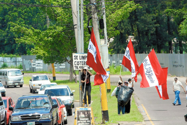 Show mediático en el regreso de Manuel Zelaya