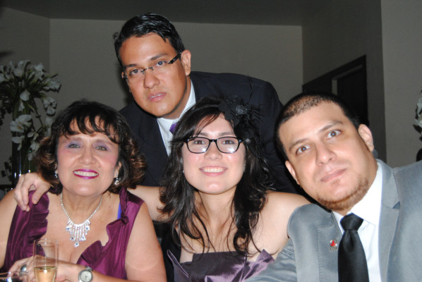 Hondureño, Teddy Mendoza, honrado por el príncipe Felipe