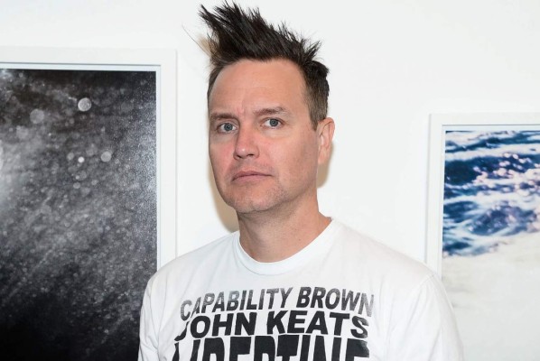 Vocalista de Blink-182 revela que tiene cáncer: 'Tengo miedo'