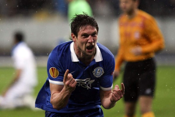 El Dnipro hace historia, elimina al Napoli y jugará la final