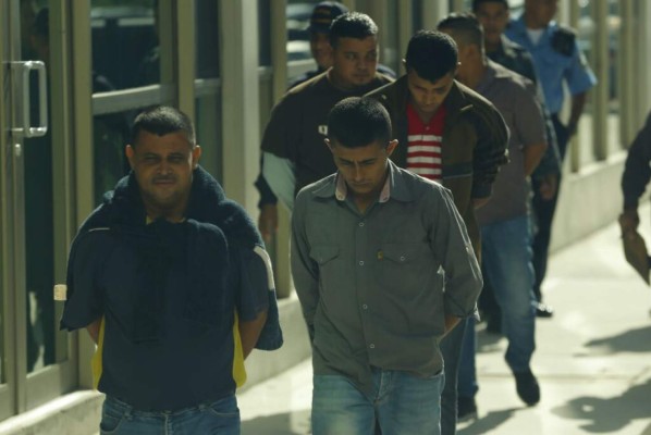 Confirman prisión a acusado por asesinato de capitán de la FNA