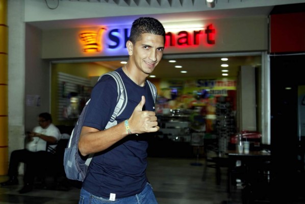 Johnny Leverón: 'Nos jugamos la vida ante Canadá'