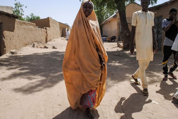 Boko Haram libera a un centenar de estudiantes secuestradas en Nigeria