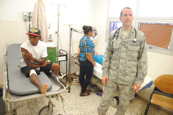 Escuadrón Tigres llega a La Ceiba para dar seguridad