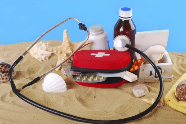 Consuma alimentos ricos en fibra y manténgase bien hidratado en todo momento