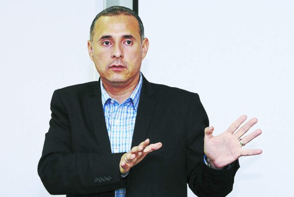 Fiscal adjunto: 'Petición de juicio es un chantaje político”