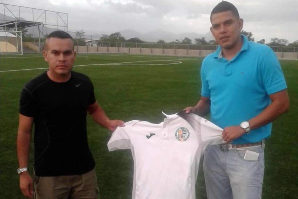 El Juticalpa FC descarta fichaje de Roy Posas