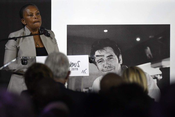 Ministra de Justicia: 'En Francia tenemos derecho a burlarnos de cualquier religión'