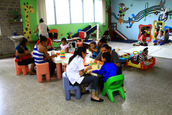 Cinco programas que le cambian la vida a miles de sampedranos