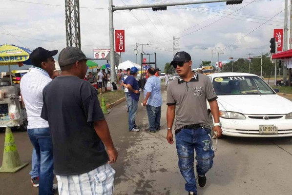 Vendedores del mercado negro se quedan sin boletos