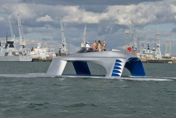 El superyate, lujo y alta velocidad  