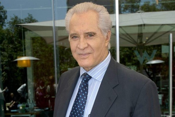 Rogelio Guerra continúa hospitalizado