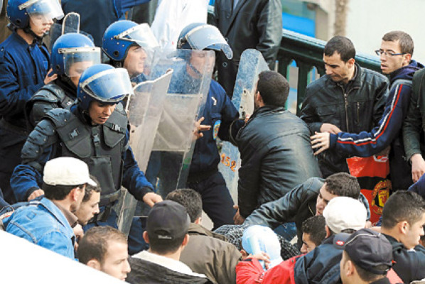 En el mundo árabe, las calles rugen