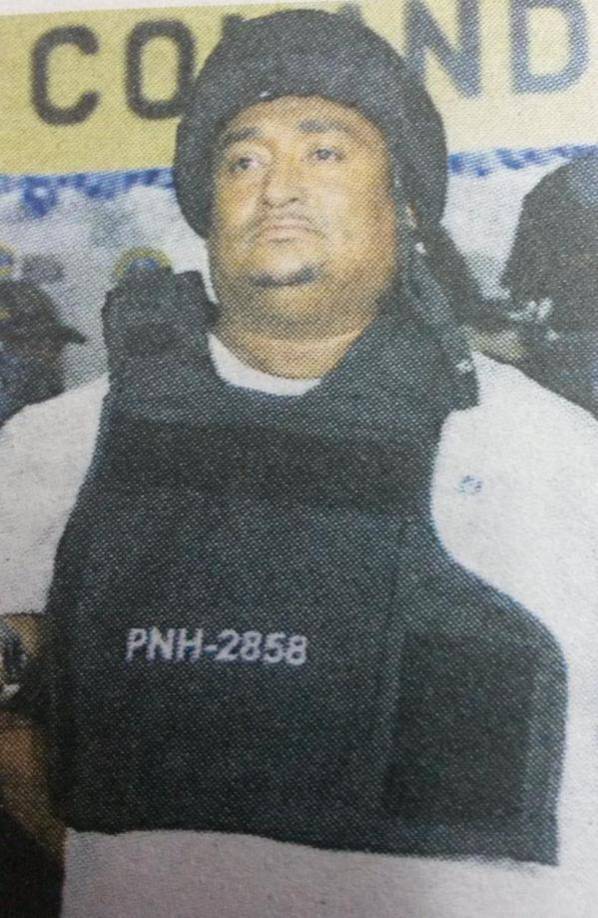 Juving Alexander Suazo Peralta.Fue capturado el 10 de septiembre de 2014 en La Ceiba. Después de su captura pidió ser extraditado de inmediato a Estados Unidos, adonde se le acusó por delitos relacionados con el narcotráfico. Salió en un avión comercial el 28 de octubre de 2014. Quedó libre en el 2019 tras colaborar con la fiscalía en varias acusaciones.