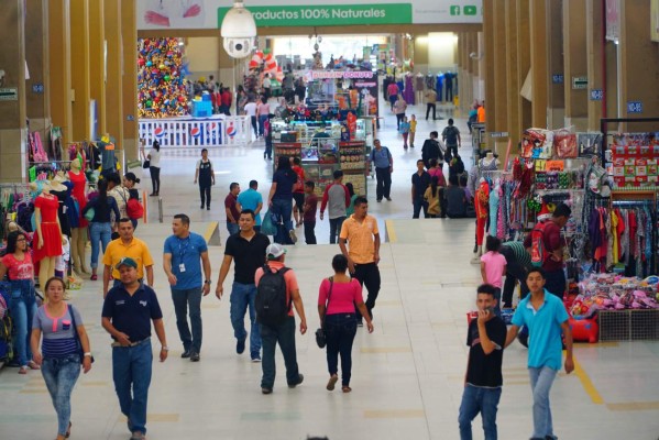 Comercio opera normal luego de dos días caóticos