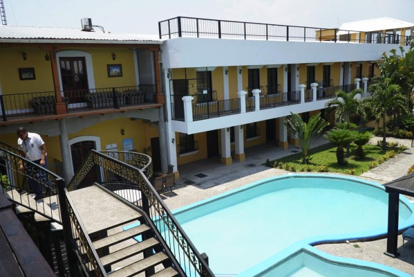 Diversión familiar y vida nocturna transforman a la colonial Comayagua