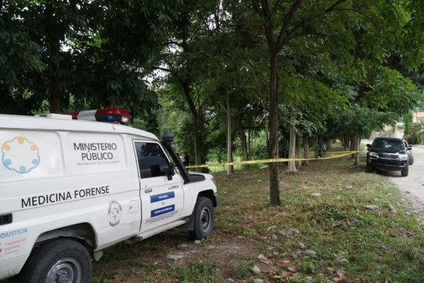 Encuentran a una pareja muerta en bordo de San Pedro Sula