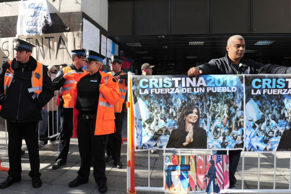 Cristina Fernández se recupera tras una exitosa operación