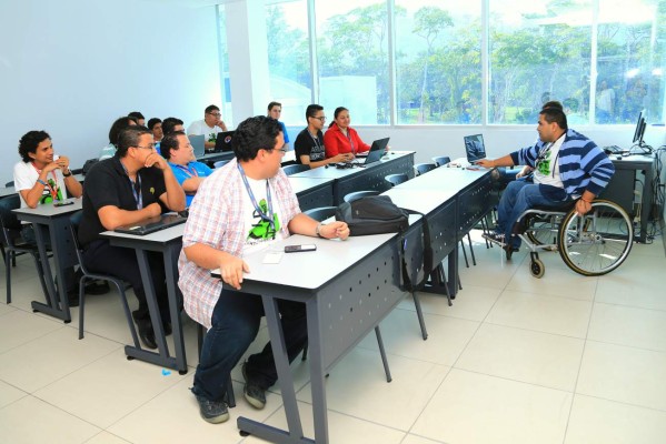 Buscan replicar programas de salud de El Salvador