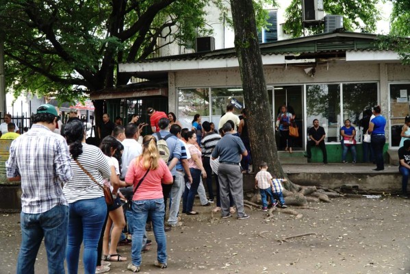 RNP recomienda solicitar la tarjeta de identidad antes que termine amnistía