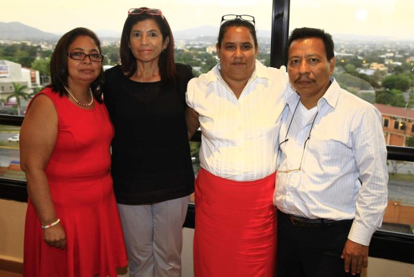 Tarde de festejo y recuerdos entre exalumnos del Intae