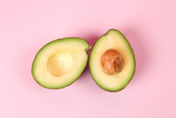 El mejor truco para madurar tus aguacates en 10 minutos o menos