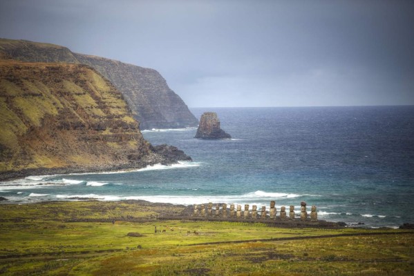Moais at Ahu Tongariki (Easter island, Chile)