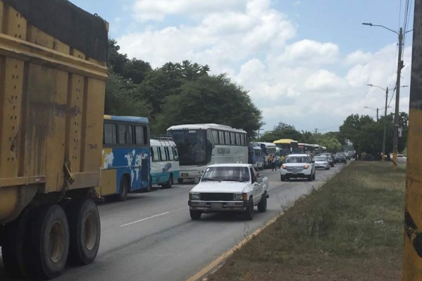 'Debemos esperar que se cumpla el plazo de la tregua', dirigentes del transporte