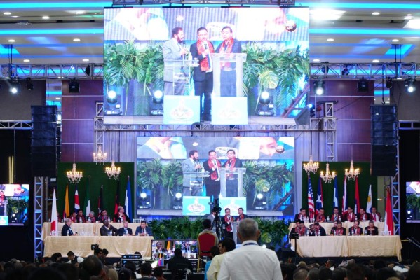 Hombres de negocios planean invertir en Honduras