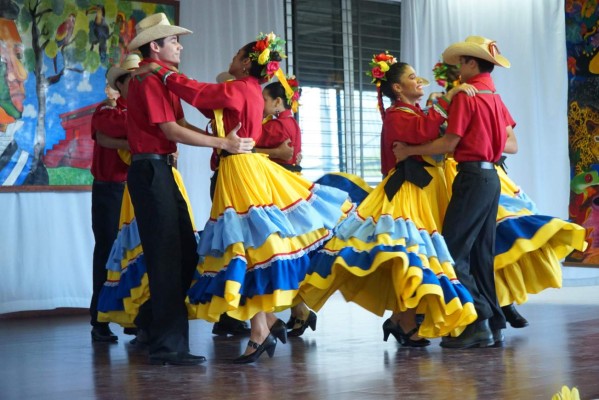 XVIII Festival Folclórico de la Anepbh