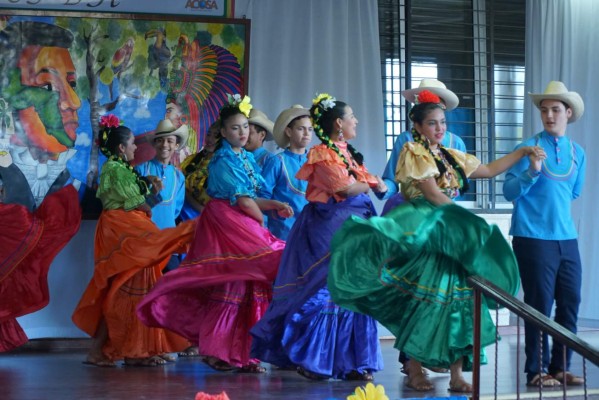 XVIII Festival Folclórico de la Anepbh