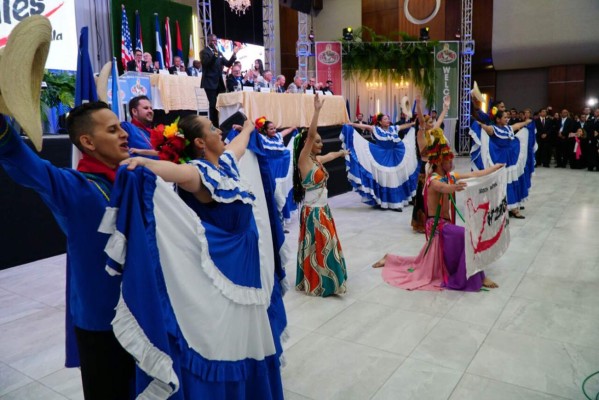 Fraternos del mundo oran por San Pedro Sula en cónclave mundial