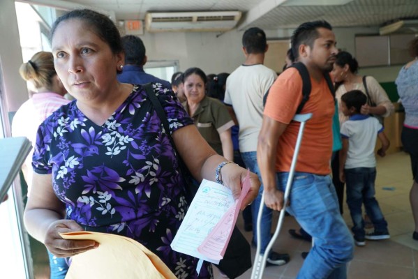 Pacientes se quejan por mala atención en el IHSS