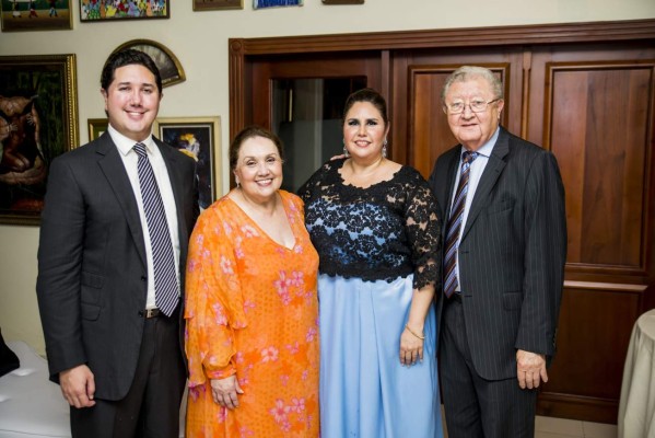 Paola Kattán y Fernando Reyes anuncian su boda