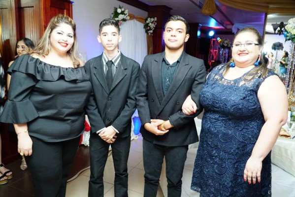 15 años de Jennifer Maribel Canelo