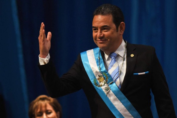 Piden investigar a expresidente de Guatemala por expulsar a jefe de la Cicig