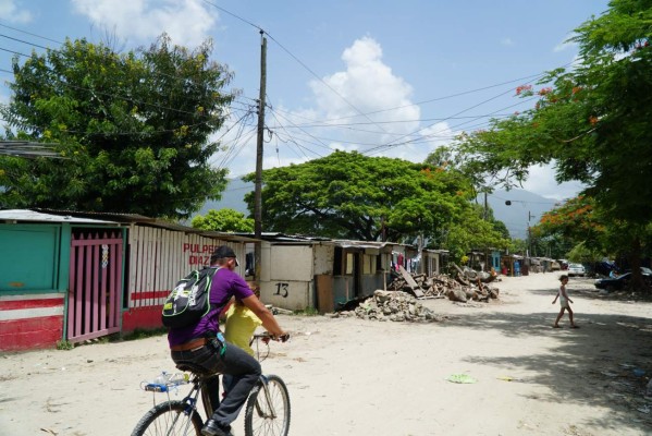 En octubre reubicarán a las primeras 200 familias del bordo Río Blanco